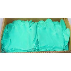 CASE OF APPROX. 300 DURATOUCH VINYL GLOVES