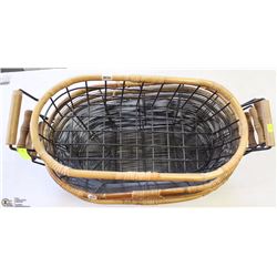 4 METAL BREAD BASKETS