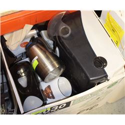 BOX OF BATHROOM ACCESSORIES