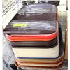 Image 1 : 22) STACK OF SERVING TRAYS