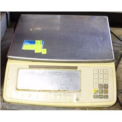 DIGI SM-70 WEIGHT SCALE AND LABEL PRINTER