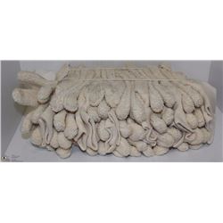 BUNDLE OF 12 OVEN GLOVES