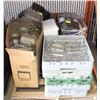 Image 1 : PALLET OF ASSORTED RESTAURANT GOODS