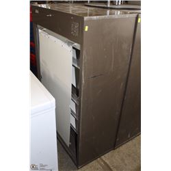 LOCKABLE CIGARETTE CABINET