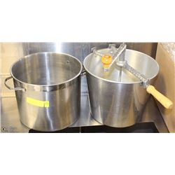 POT + MANUAL ICE-CREAM MAKER