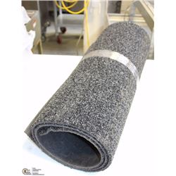 26) BUNDLE OF INDOOR/OUTDOOR CARPET RUNNERS