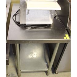 STAINLESS STEEL PREP TABLE