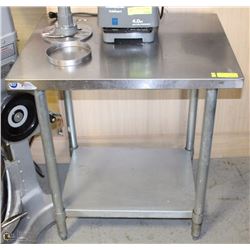 STAINLESS STEEL PREP TABLE