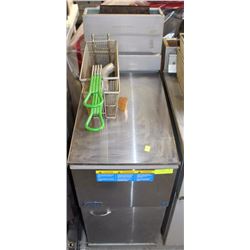 PITCO  DEEPFRYER WITH BASKET