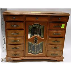 LARGE ESTATE JEWELLERY BOX WITH CONTENTS