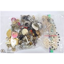 LOT OF ASSORTED FASHION JEWELLERY INCL CLIP ON