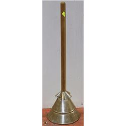 VINTAGE MANUAL WASHING MACHINE TOOL