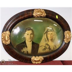 VINTAGE ESTATE CURVED GLASS WEDDING PICTURE