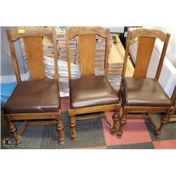 SET OF 3 VINTAGE OAK SIDECHAIRS