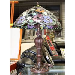 ESTATE STAIN GLASS STYLE TABLE LAMP