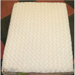 MEDIUM ORTHOPEDIC PLUSH PET BED