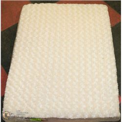 MEDIUM ORTHOPEDIC PLUSH PET BED