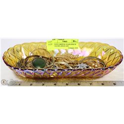 ESTATE CARNIVAL GLASS DISH W/ BROOCHES, RINGS AND