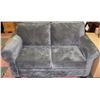 Image 1 : DARK  GREY MICROFIBER LOVESEAT