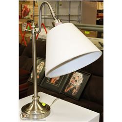 MODERN DESIGN TABLE LAMP