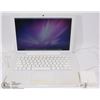 Image 1 : APPLE WHITE MACBOOK W OSX LION