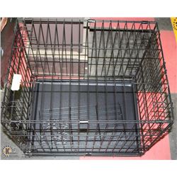 PETMATE DOG KENNEL NEW  18"X24"X 21"