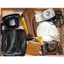 VINTAGE CAMERA CASES,BAGS,FLASHES AND ACCESSORIES