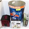 Image 1 : OILERS GARBAGE CAN WITH GLASS TIC-TAC TOE DRINKING