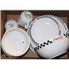 Image 1 : COCA-COLA BRAND DINNERWARE