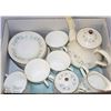 Image 1 : ESTATE BOX OF ENGLISH WEDGEWOOD BONE CHINA TEA FOR