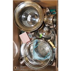 ESTATE BOX OF ASSORTED SILVERPLATED SERVERS