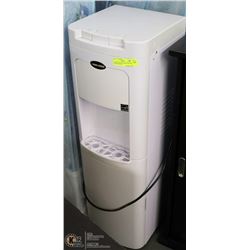 BLACK AND DECKER BOTTOM LOAD WATER COOLER