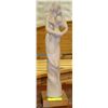 Image 1 : ESTATE SOLID WOOD BASE EMBRACE ORNAMENT