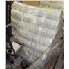 Image 1 : SKID WITH 81 ROLLS OF MESH FOR STUCCO & DRYWALL