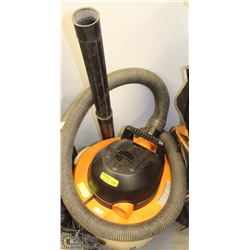 RIDGID 34L, 3.5 HP WET/DRY VACUUM WITH ATTACHMENTS