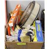 Image 1 : BOX OF CAR ACCESSORIES INCL . AIR FILTERS, MIRROR