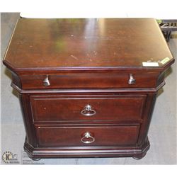 3 DRAWER NIGHT STAND