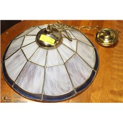 BLUE AND WHITE STAIN GLASS STYLE HANGING LAMP
