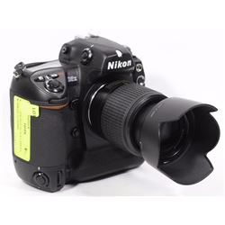 NIKON D2X DIGITAL SLR PROFESSIONAL DIGITAL CAMERA