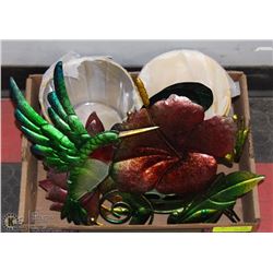 FLAT OF 6 FLOWER POTS& GARDEN DECORATIONS