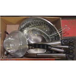 BOX WITH STAINLESS STEEL KITCHENWARE AND BBQ