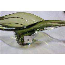 GREEN ART GLASS DISH