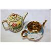 Image 1 : LUSTRE WARE AND WOODS INDIAN TREE TEAPOTS