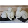 Image 2 : PAIR OF MARBLE BASE CAT BOOKENDS