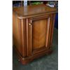 Image 1 : MAPLE CABINET