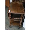Image 3 : TEA TROLLEY