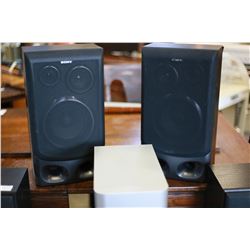 PAIR OF HITACHI FLOOR SPEAKERS SONY SPEAKERS