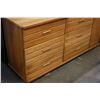 Image 2 : OAK NINE DRAWER DRESSER WITH TRIPLE SWING MIRROR