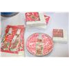 Image 4 : LOT OF 3 LARGE POPCORN TINS NAPKINS TABLE CLOTHS PAPER PLATES AND HAND TOWELS