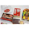Image 2 : COCA COLA LIGHT COVER AND 3 TINS ND 2 VINTAGE TOYS CERAMIC FISHING POLAR BEAR AND PIGGY BANK